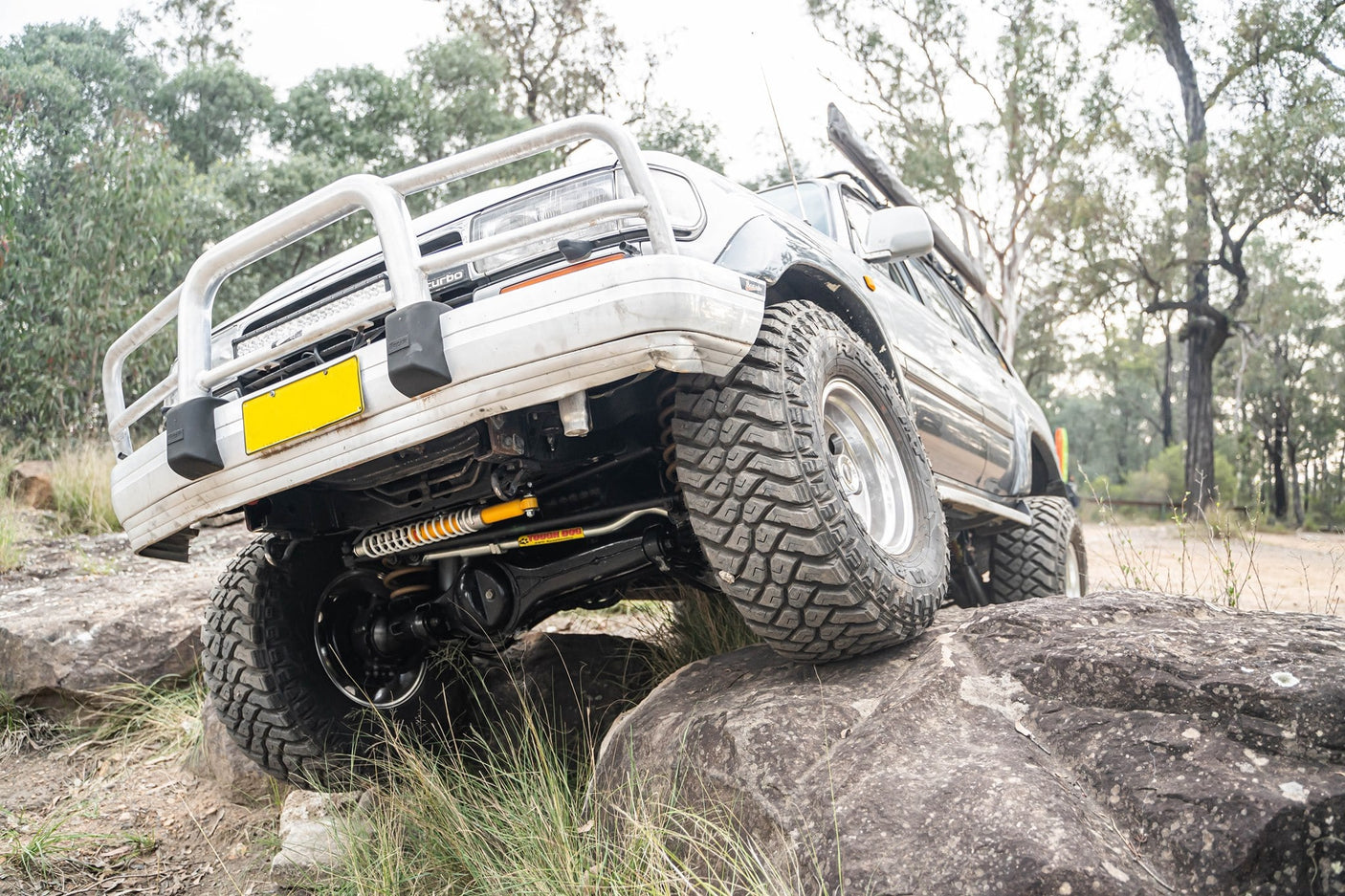 Tough Dog Return to Centre Steering Damper 80 Series Toyota LandCruiser