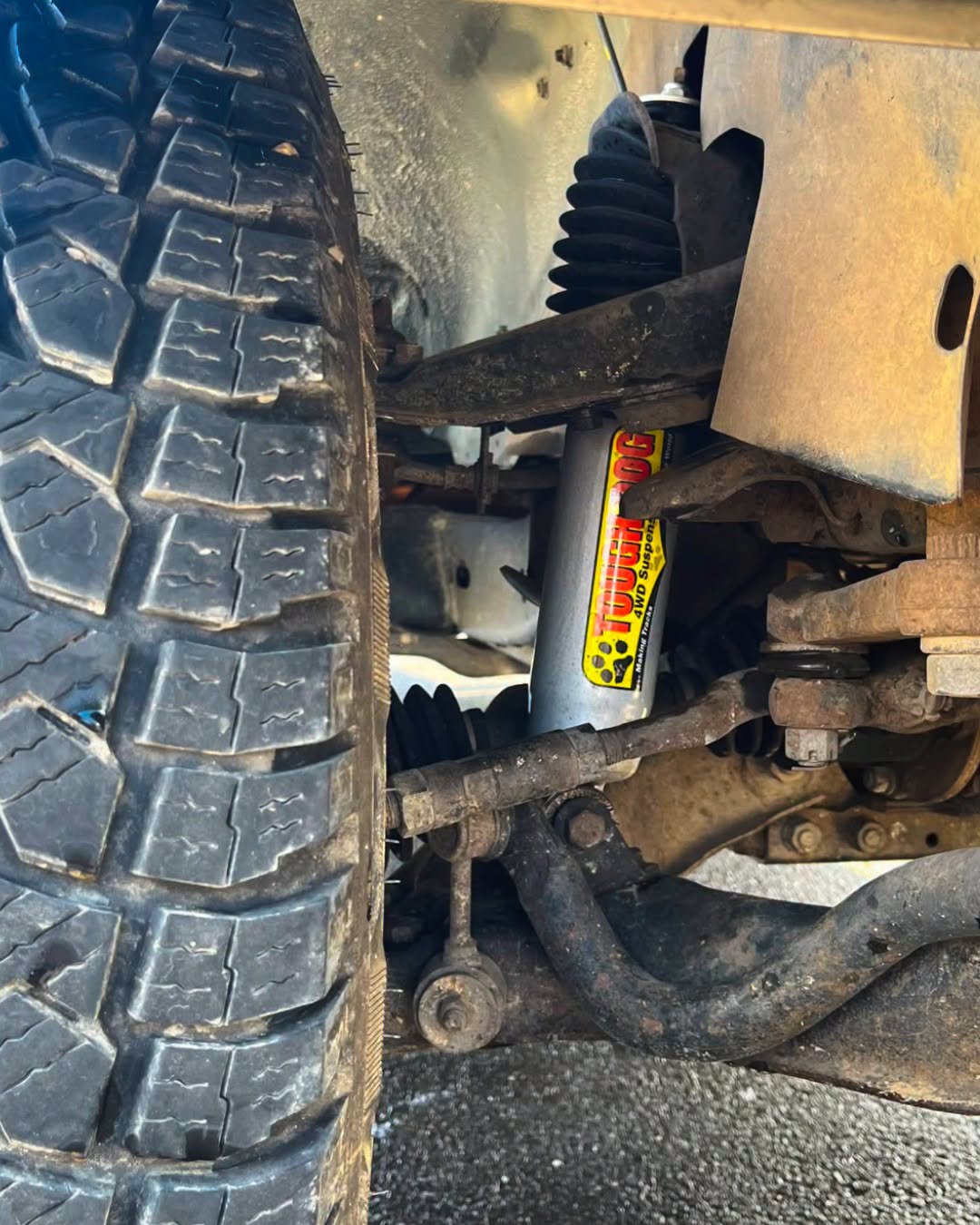 Front Foam Cell Shocks Mitsubishi Challenger PA (Leaf Rear)